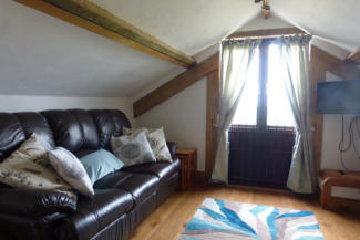 Hendra Barn Lounge